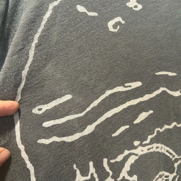 Magnolia Pearl Gray Graphic Tee - Picture 12 of 12